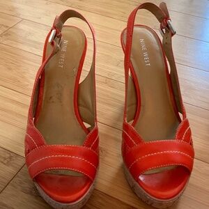 Nine West Size 6 Orange Sling Backs